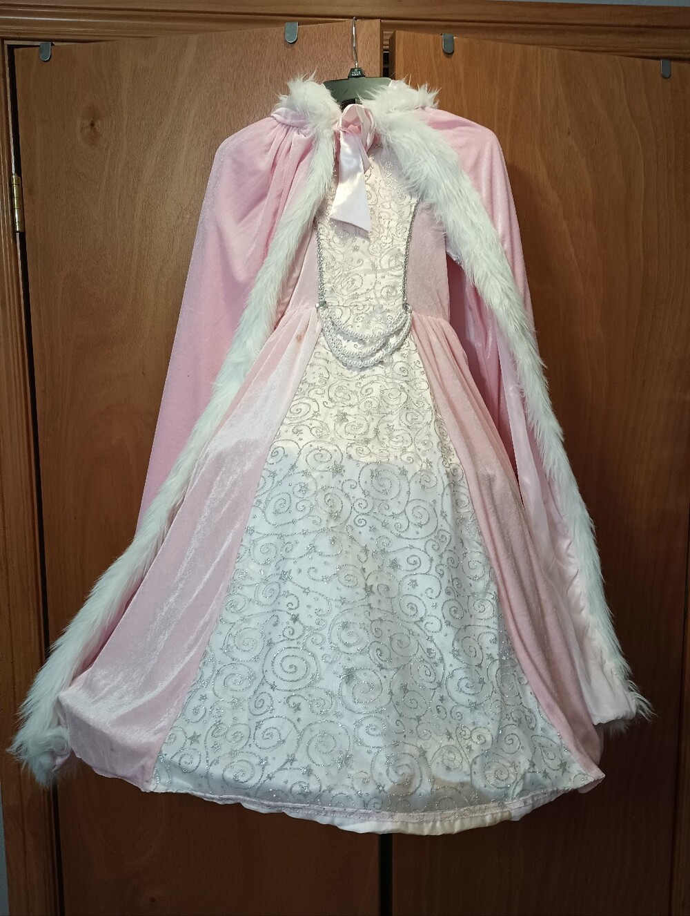 Dream Play Imagine Princess Hoop Dress W/ Faux Fur Trim Hooded Cape. Girl's 7-8